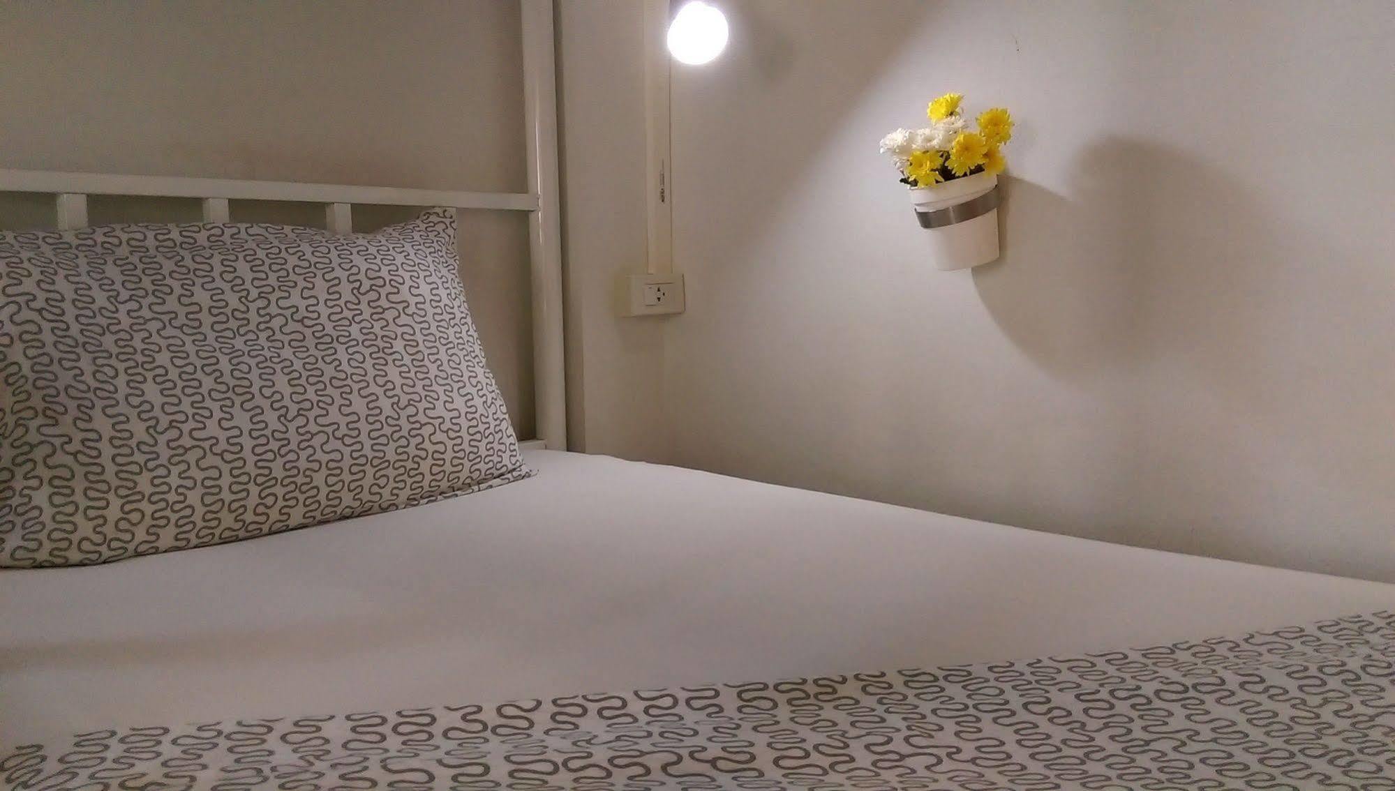 Salsa Hostel Chumphon Zewnętrze zdjęcie